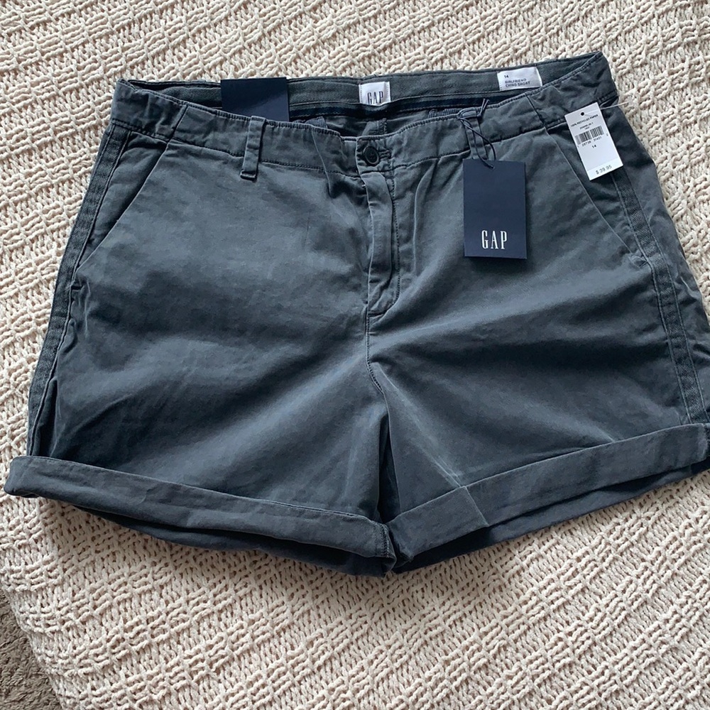 GAP Girlfriend Chino Shorts